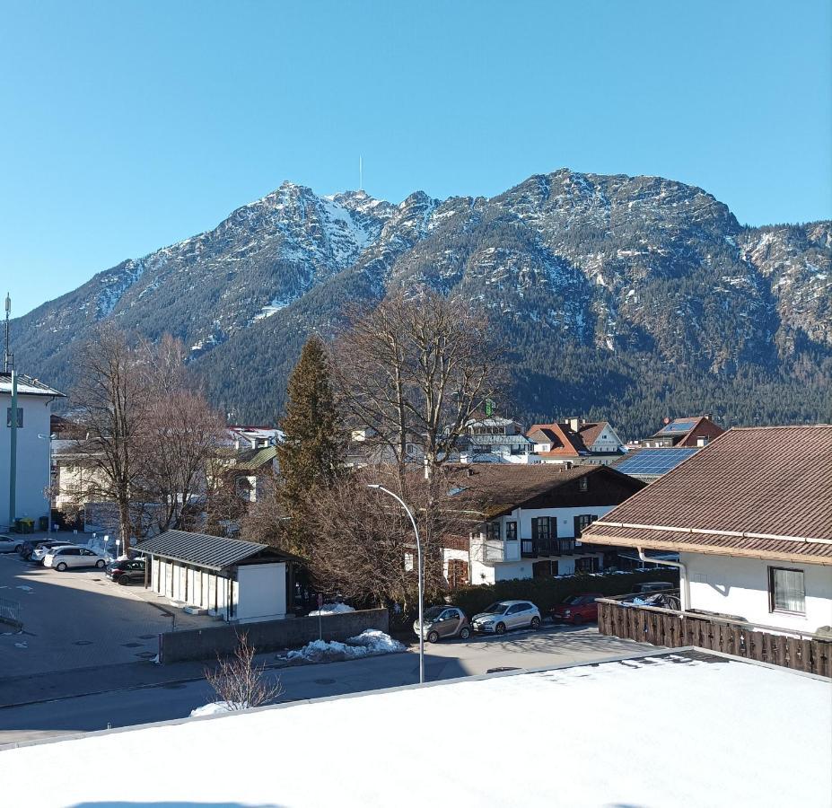 The Deer'S Den Apartment Garmisch-Partenkirchen Bagian luar foto